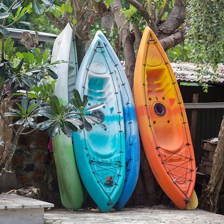 Puri Sari Beach Hotel Labuan Bajo Kültér fotó