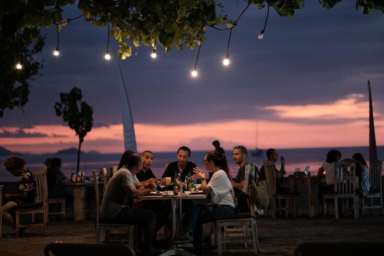 Puri Sari Beach Hotel Labuan Bajo Kültér fotó