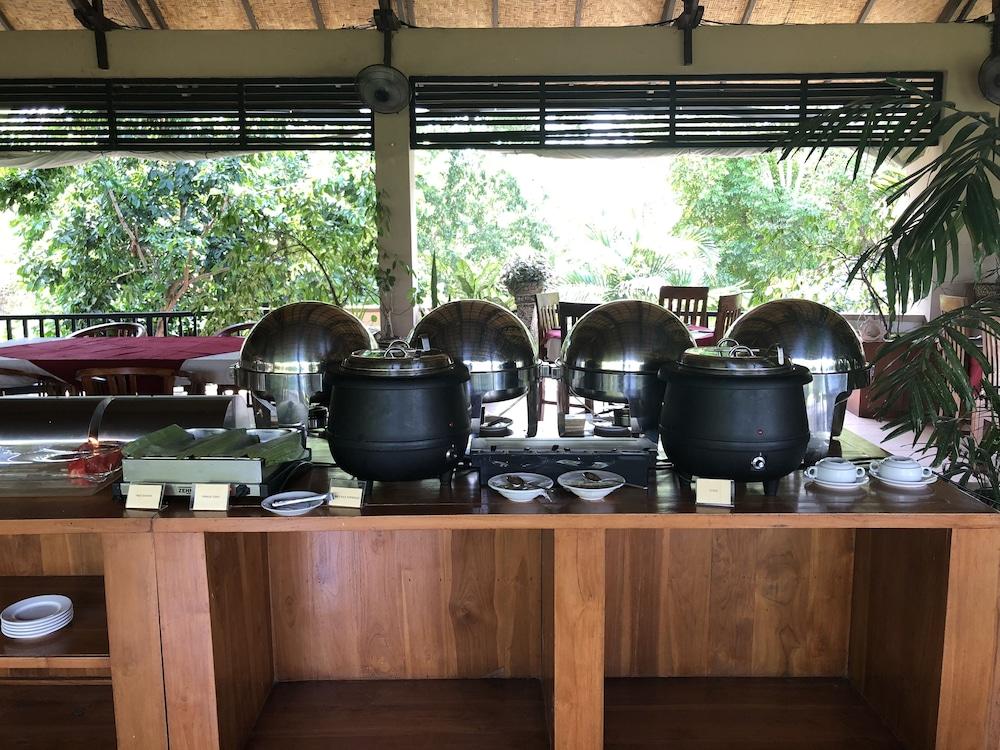 Puri Sari Beach Hotel Labuan Bajo Kültér fotó