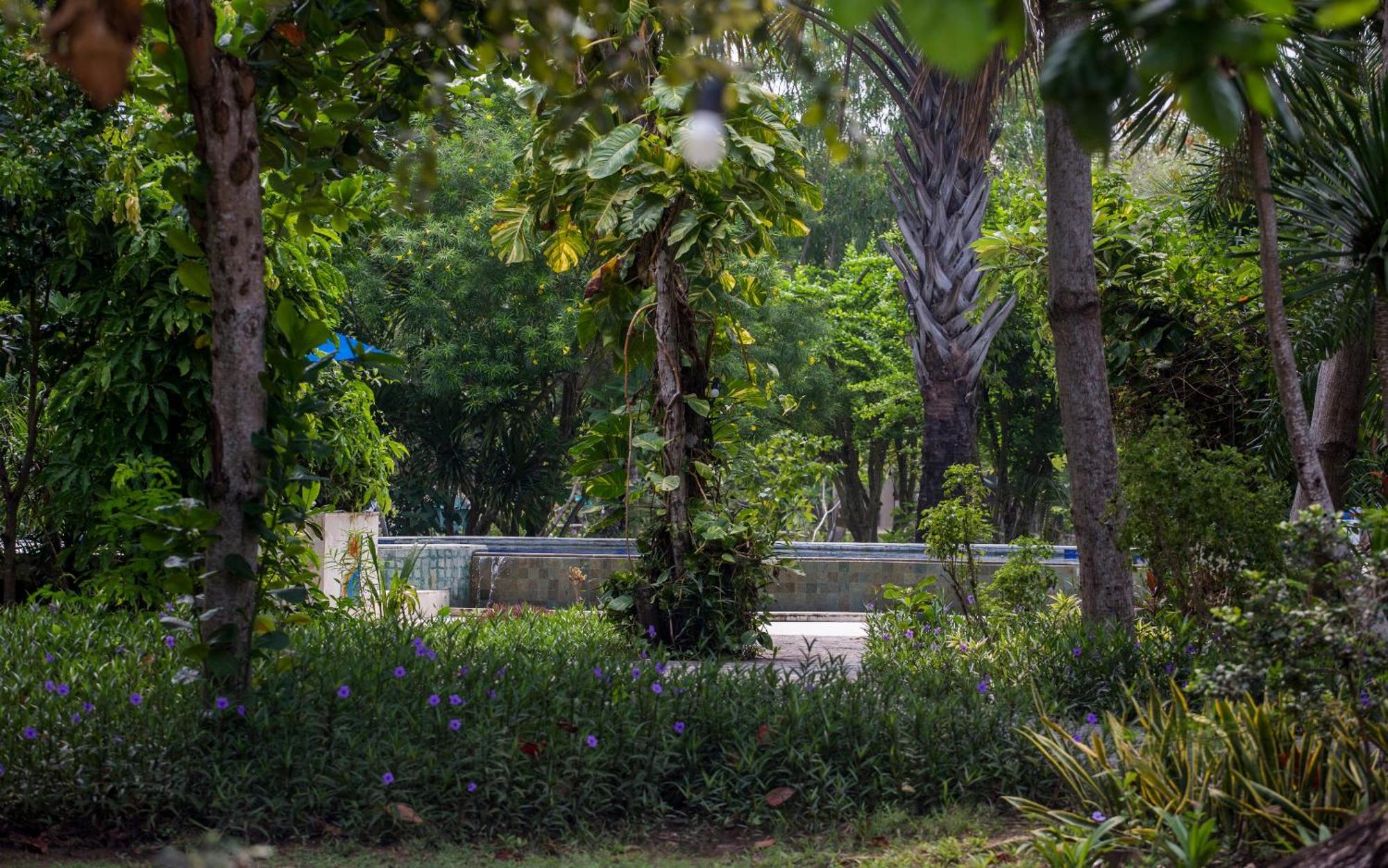 Puri Sari Beach Hotel Labuan Bajo Kültér fotó