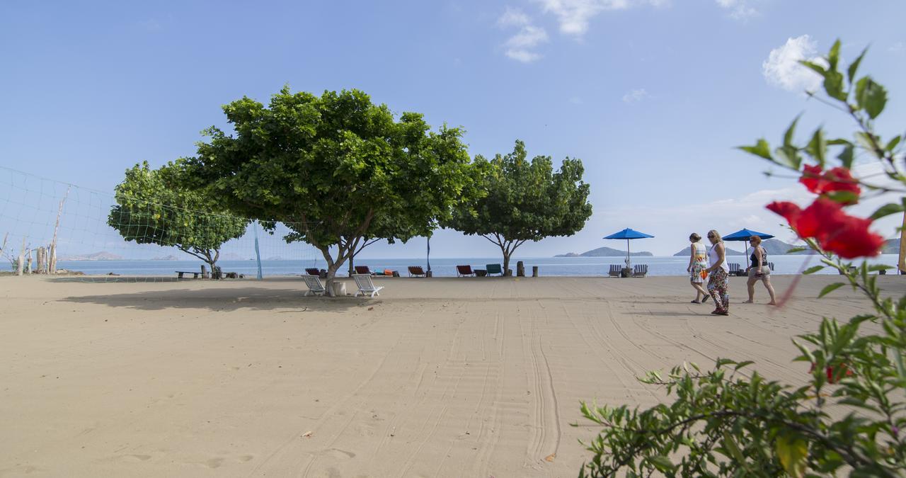 Puri Sari Beach Hotel Labuan Bajo Kültér fotó