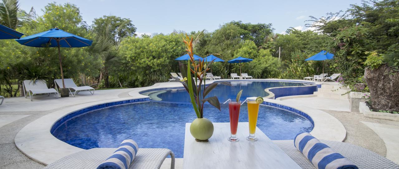 Puri Sari Beach Hotel Labuan Bajo Kültér fotó