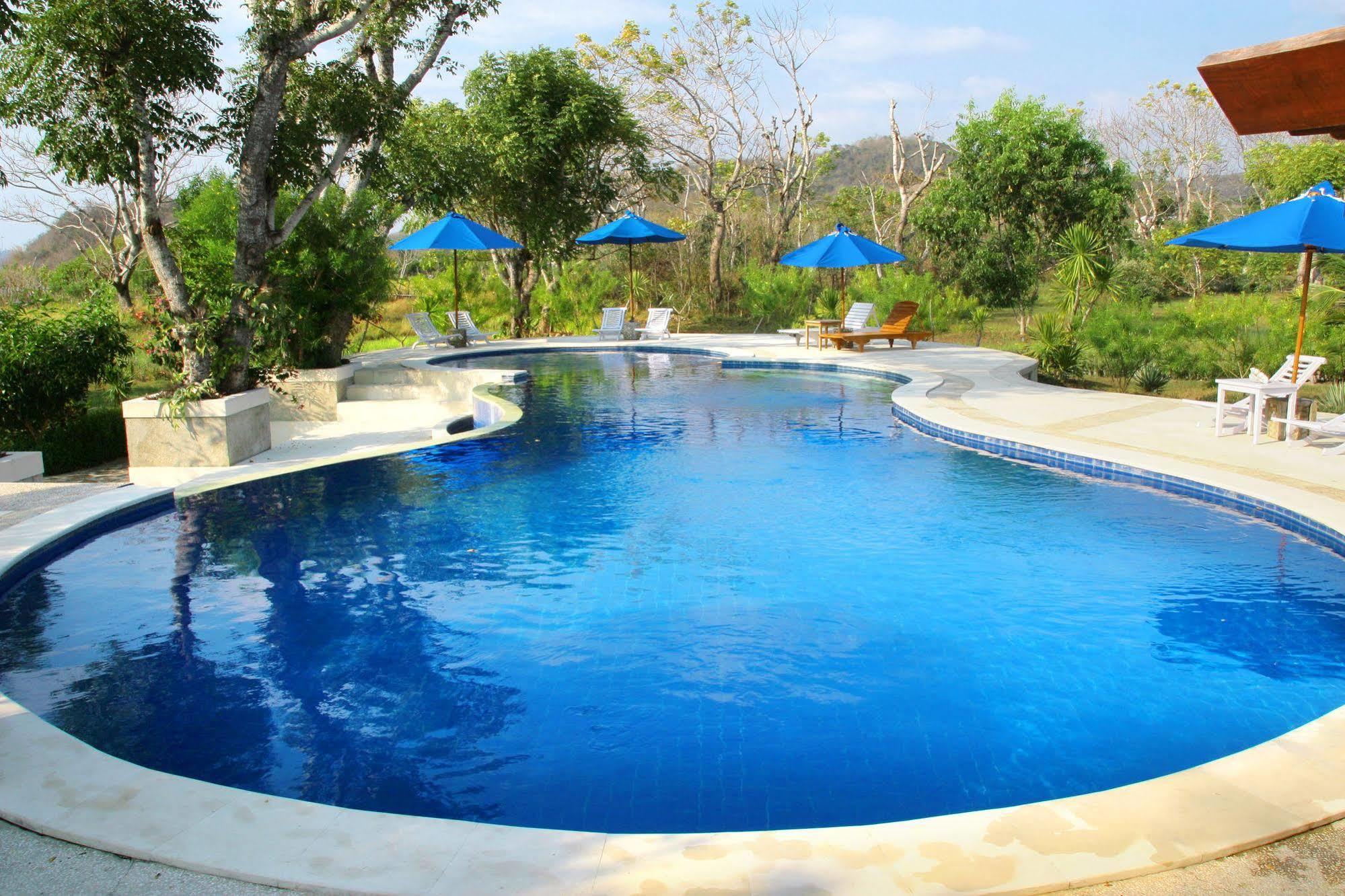 Puri Sari Beach Hotel Labuan Bajo Kültér fotó