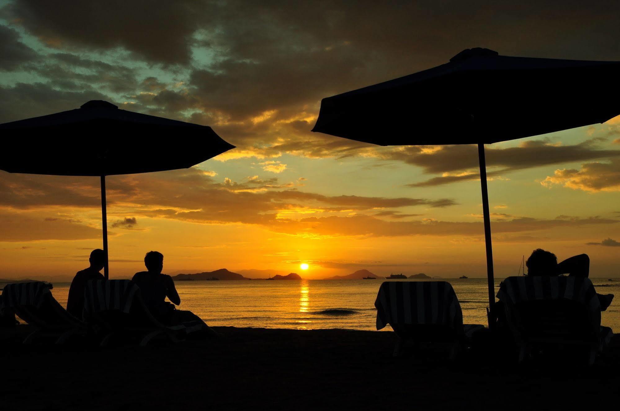 Puri Sari Beach Hotel Labuan Bajo Kültér fotó